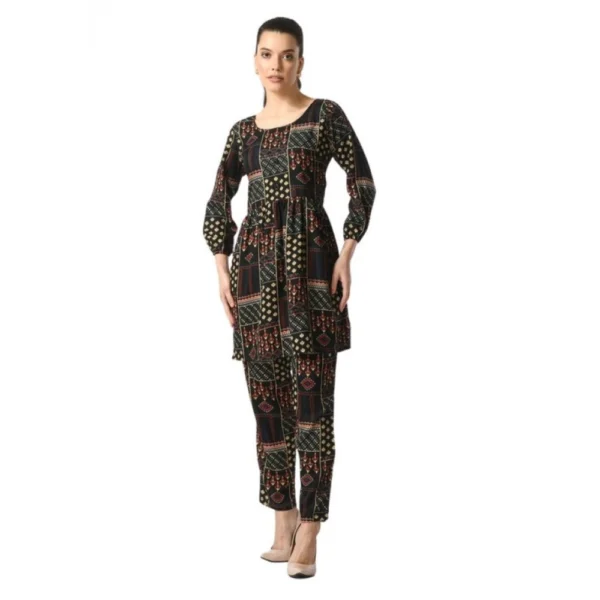 Women's Casual Crepe 3-4th Sleeves Cord Set (Black)